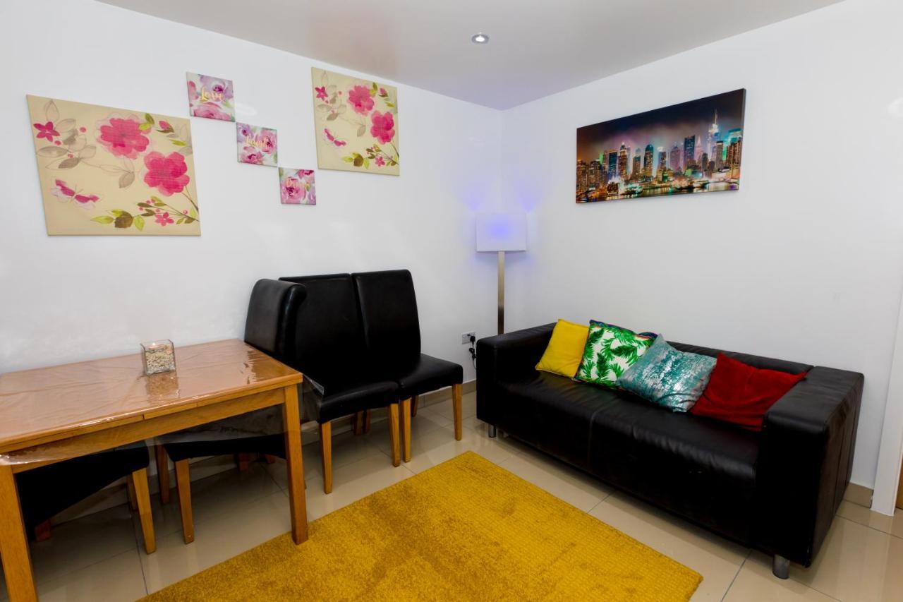 Comfortable Stay In Shirley, Solihull - Room 3 エクステリア 写真