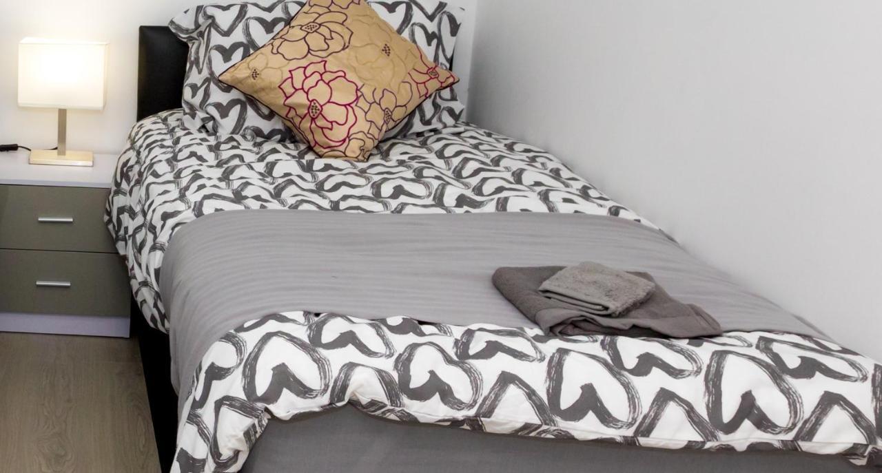 Comfortable Stay In Shirley, Solihull - Room 3 エクステリア 写真